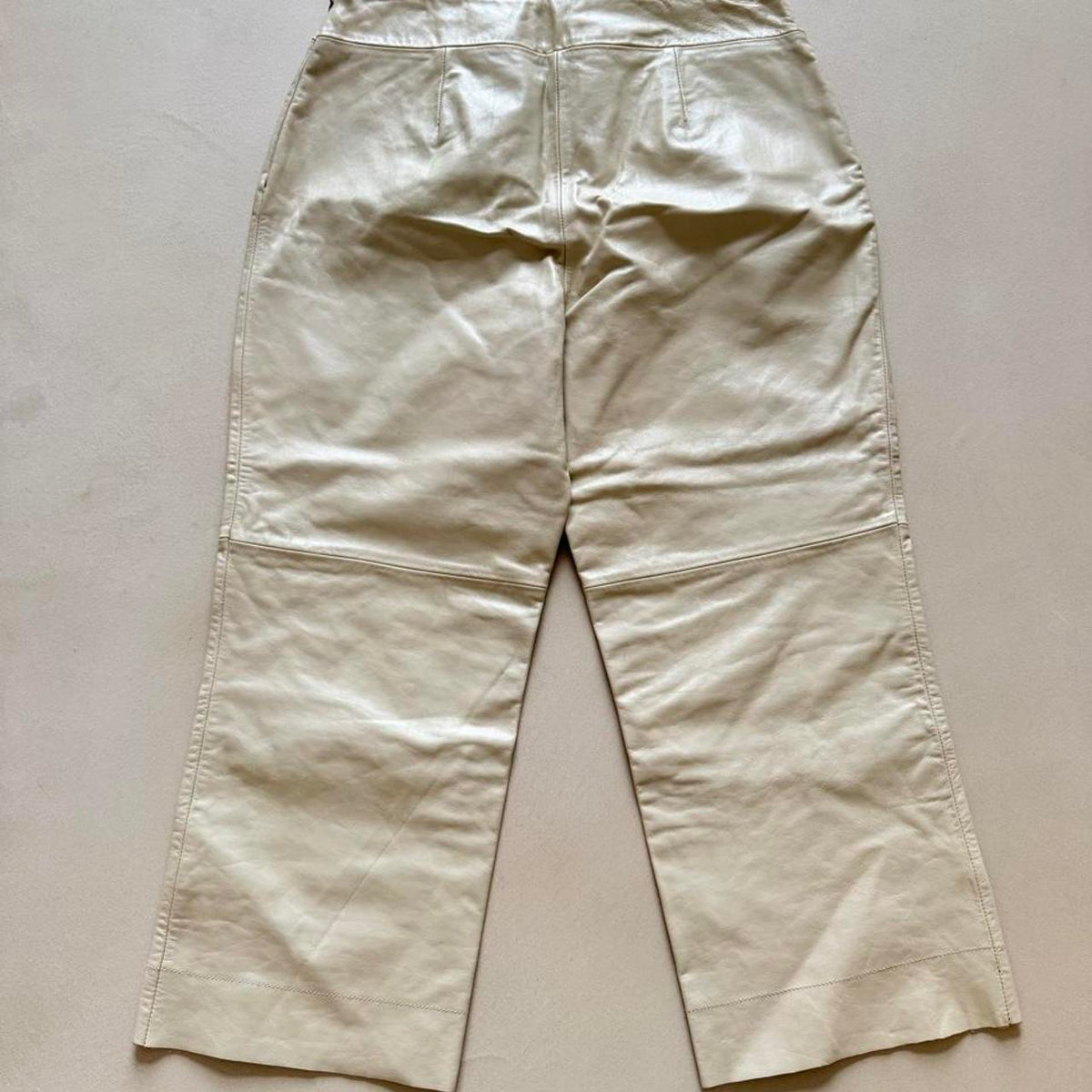 Vintage Y2K Express World Brand Cream White Leather Capri Pants, Mid Rise, Size 7/8 - photo 2