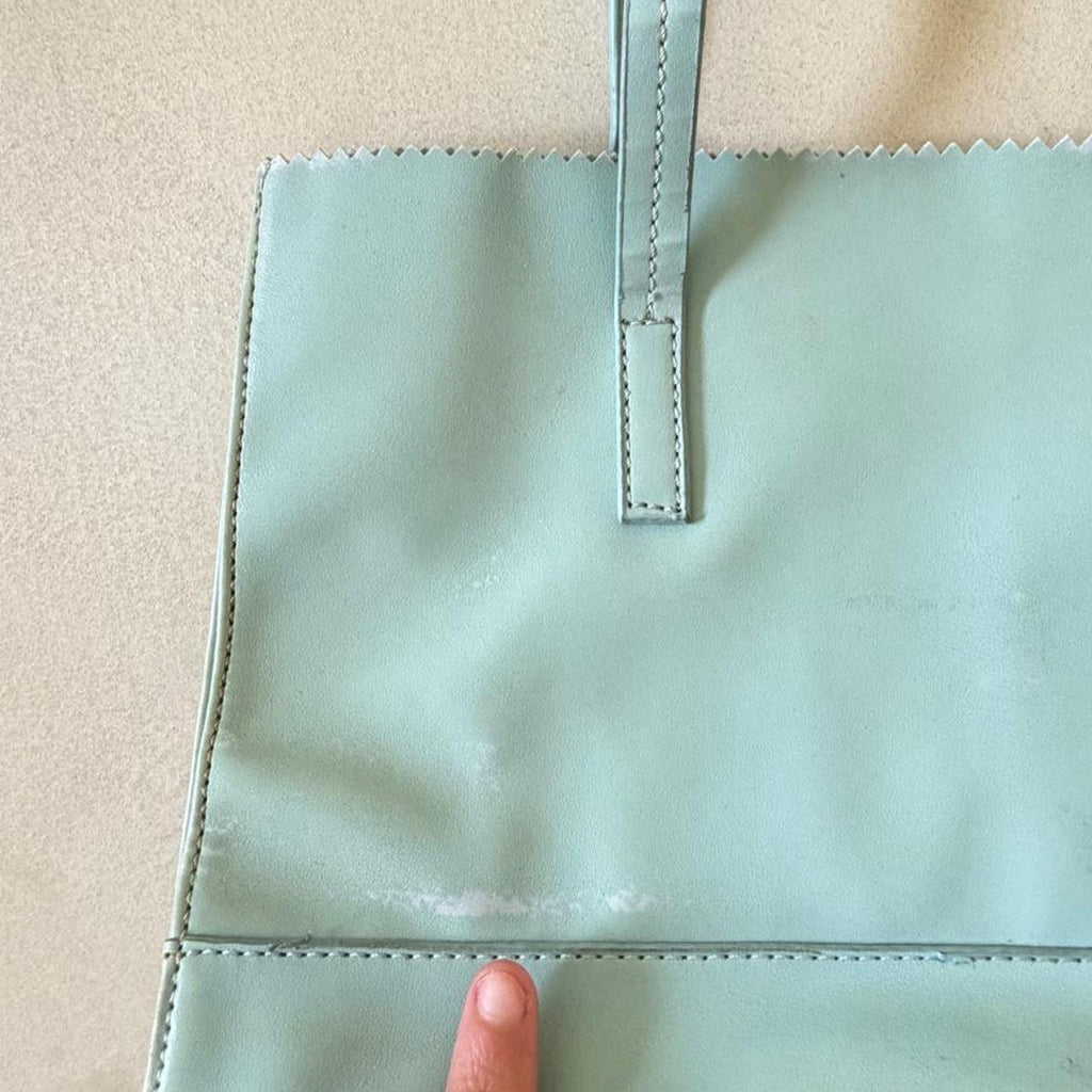 Vintage light turquoise genuine leather shoulder bag with suede lining - photo 6