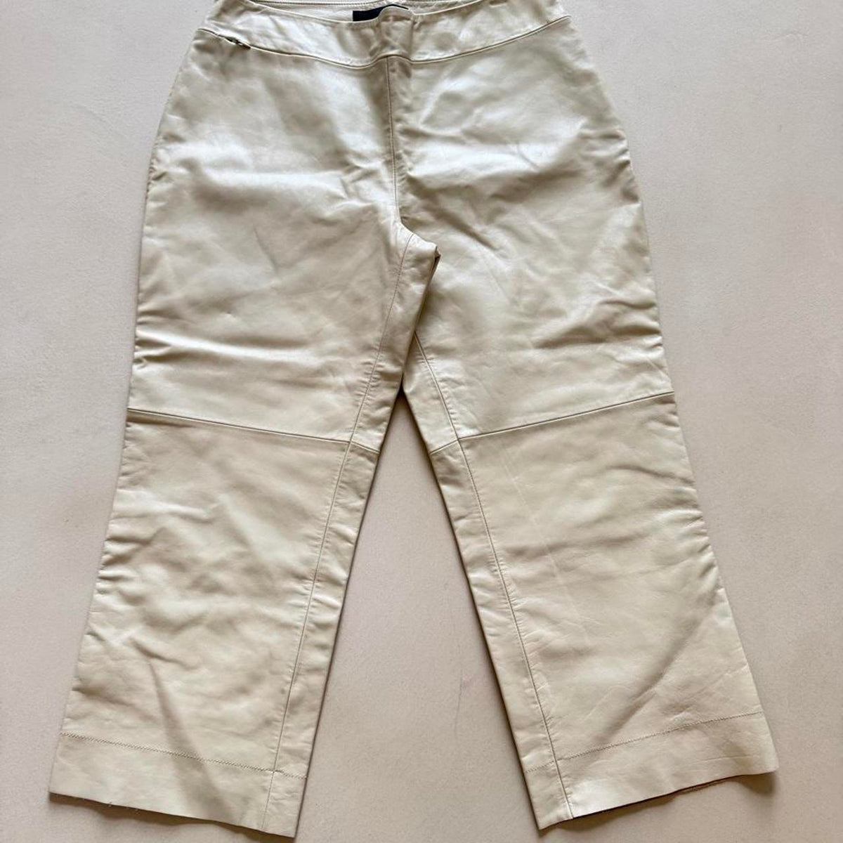 Vintage Y2K Express World Brand Cream White Leather Capri Pants, Mid Rise, Size 7/8