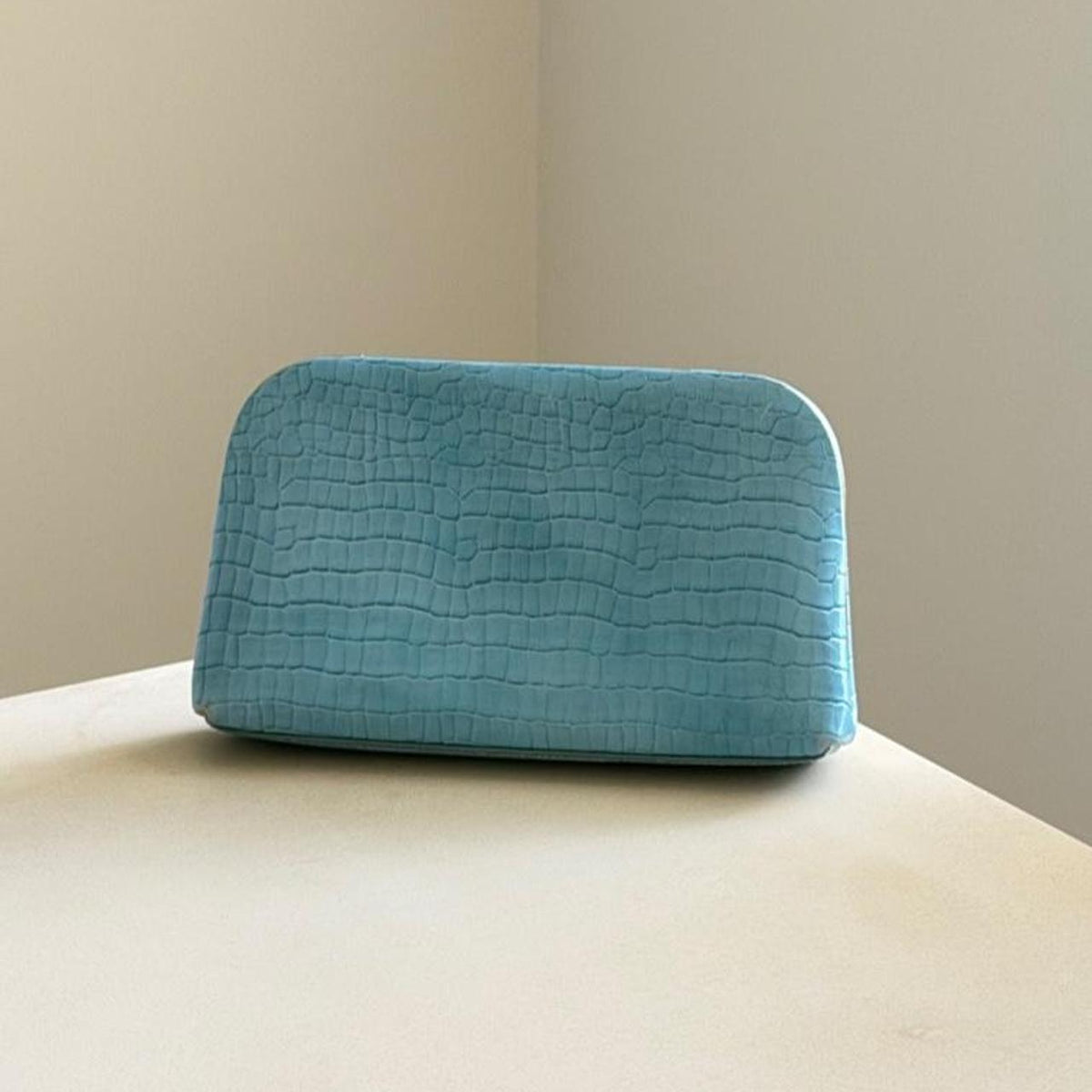 Vintage baby blue croc embossed genuine cowhide leather clutch with silver detail - photo 2