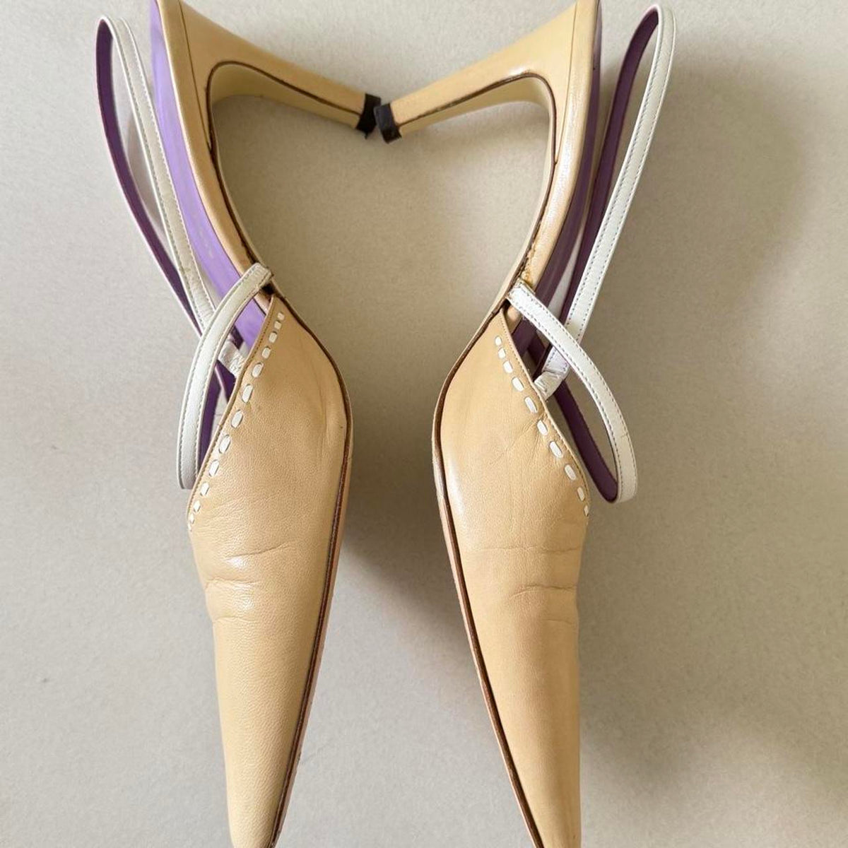 Vintage L'Autre Chose beige and white leather pointed toe heels size 9 - photo 3